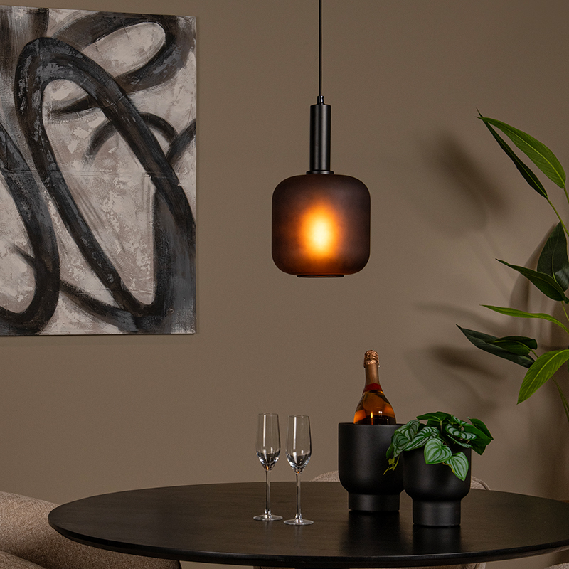 Suspension moderne noire, Eloise