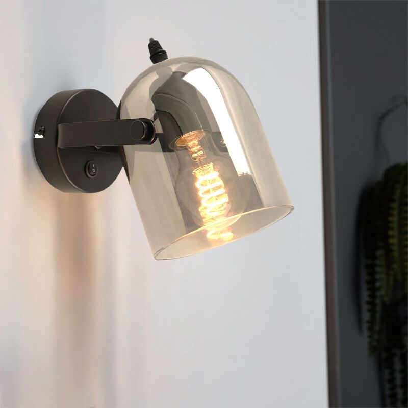 Spot mural gris design, Clyde Spot mural gris design, Clyde