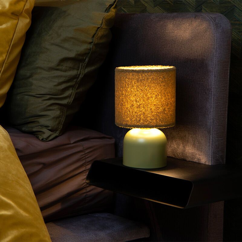 Lampe de table vintage verte, Woolly, avec interrupteur Lampe de table vintage verte, Woolly, avec interrupteur