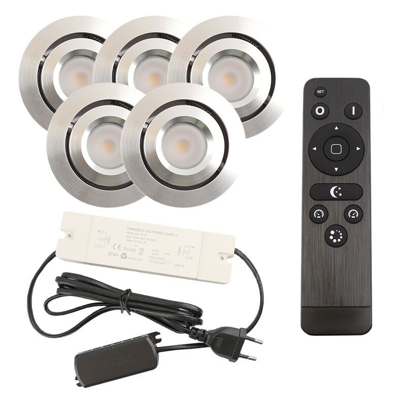 5 spots veranda orientable Rona, IP44, avec kit de connexion et télécommande, chromé