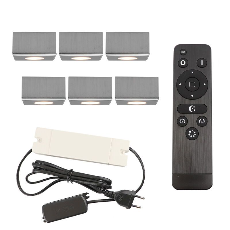 6 spots en saillie veranda carrés chromés Fredo, IP44, avec kit de connexion et télécommande