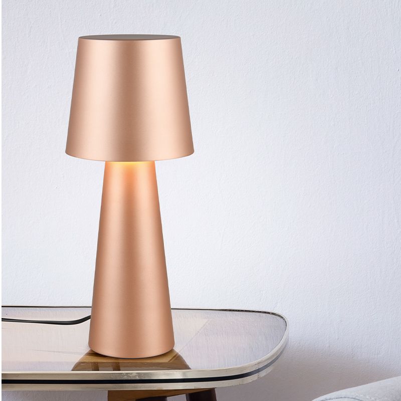 Lampe de table moderne marronne, Lillyam, avec interrupteur