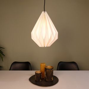 Suspension en papier blanche, Leco
