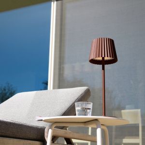 Lampe de table extérieur rustique couleur rouille, Justine, 2W, 2700K LED, IP54, avec variateur tactile