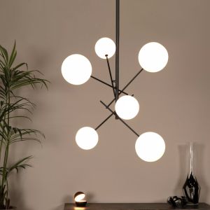 Suspension moderne noire, Alara