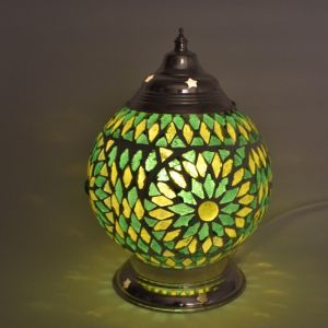 Lampe de table orientale verte mosaïque, Sabri