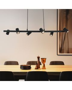 Suspension noire moderne, Carlos