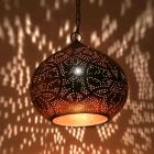 Suspension orientale dorée, Noah