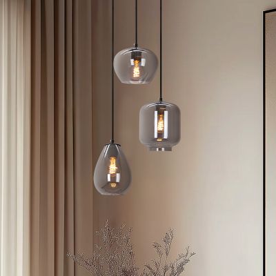 Suspension grise moderne, Caia