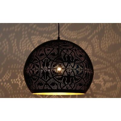 Suspension orientale noire, Kenza