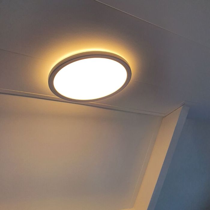 Plafonnier salle de bain blanc en plastique, Shivani, 15W, 3000K LED, IP44