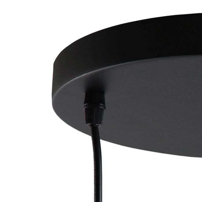 Suspension noire moderne, Huy