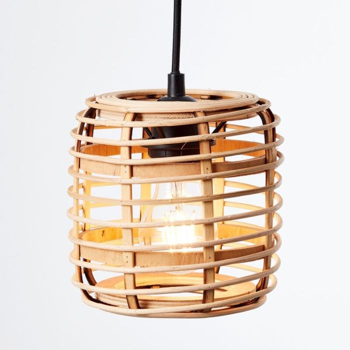 Suspension en bois noire, Deacon