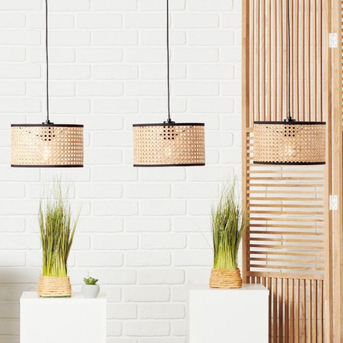 Suspension noire rustique, Emmelie