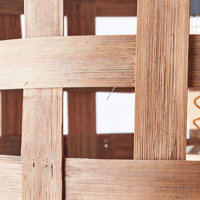 Suspension en bois marronne, Virginie
