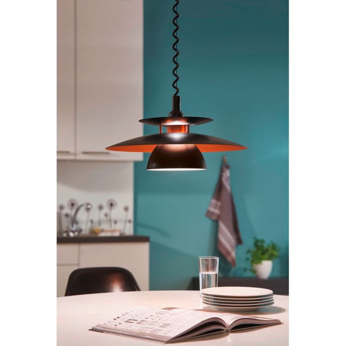 Suspension noire en acier, Lariana