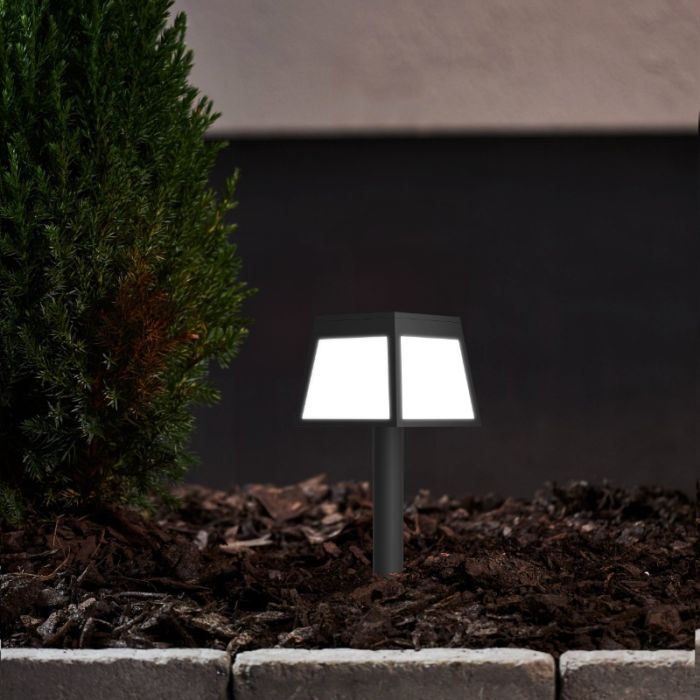 Spot à piquer solaire noir en plastique, Imelda, 7,5W, 3000K LED, IP65