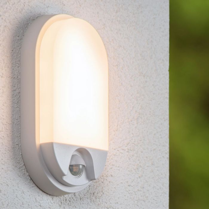 Applique salle de bain moderne blanche, Hups Ir, 10W, 3000K LED, IP54