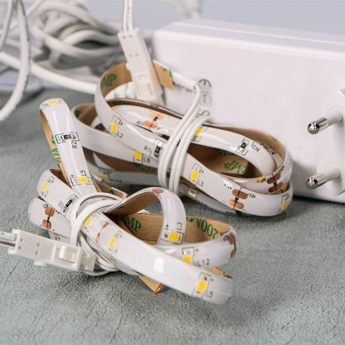 Set de bandes LED escalier dimmable, 15 bandes LED 2700K