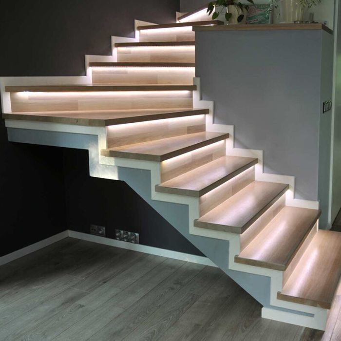 Set de bandes LED escalier dimmable, 15 bandes LED 2700K