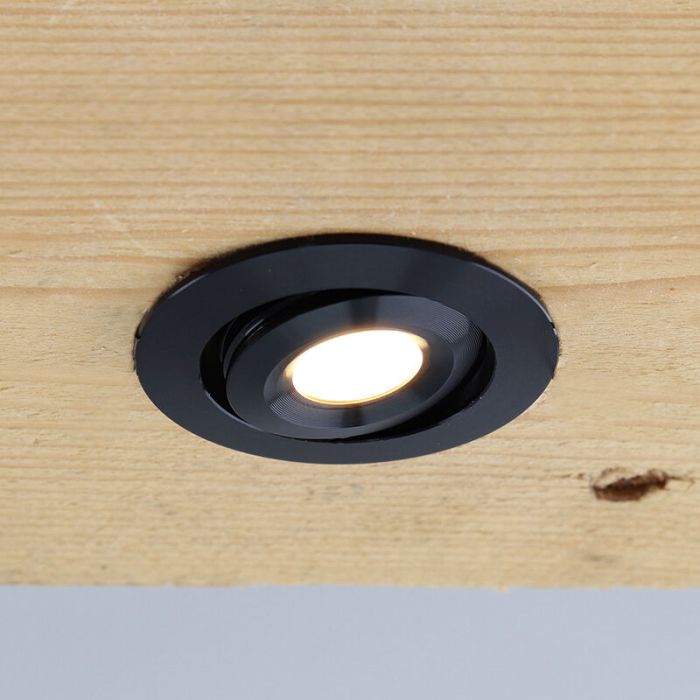 4 spots veranda orientable Rona, IP44, avec kit de connexion et télécommande, noir