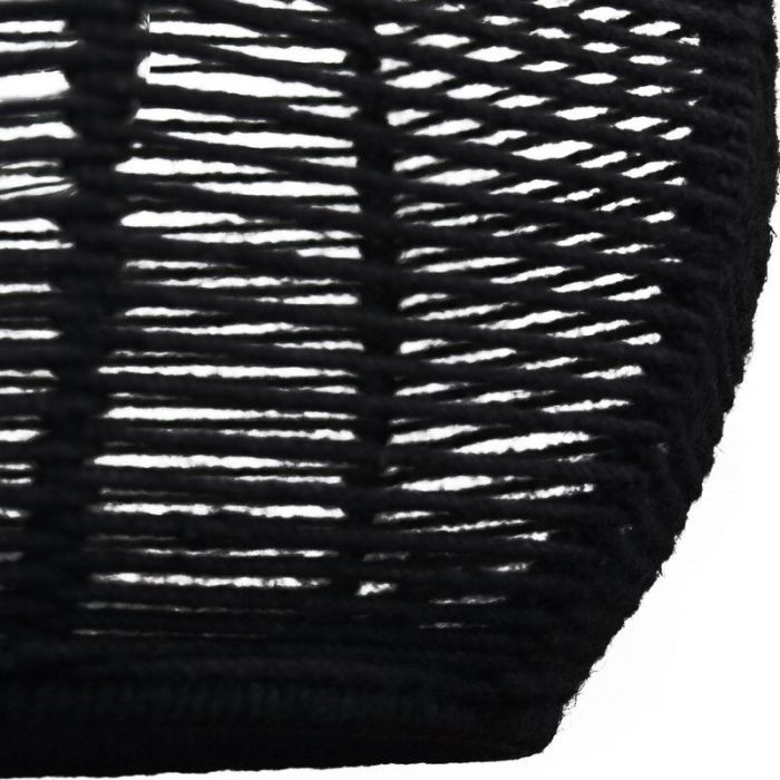 Suspension noire industrielle, Milca