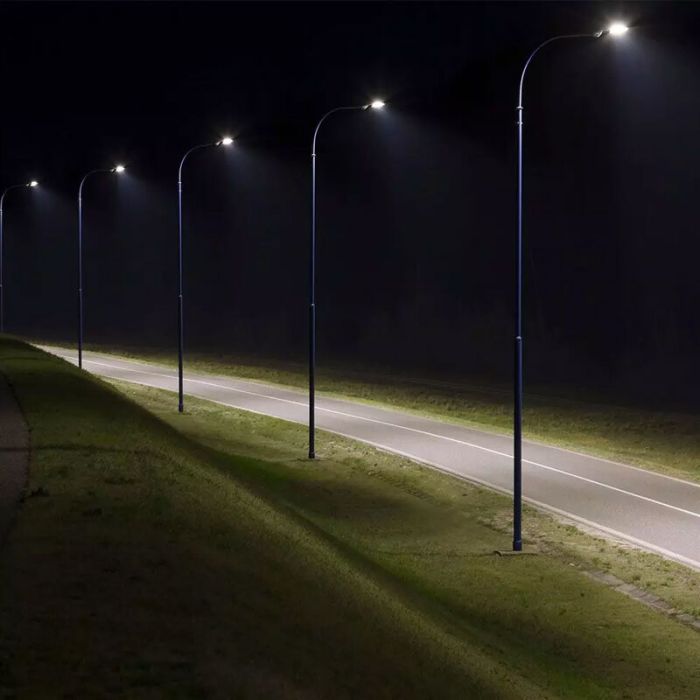 Bisolux réverbère LED Garry, 90W, 6000K, garantie de 5 ans